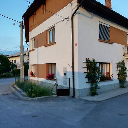 Bed and Breakfast Sobe Sabec Postojna Exterior foto