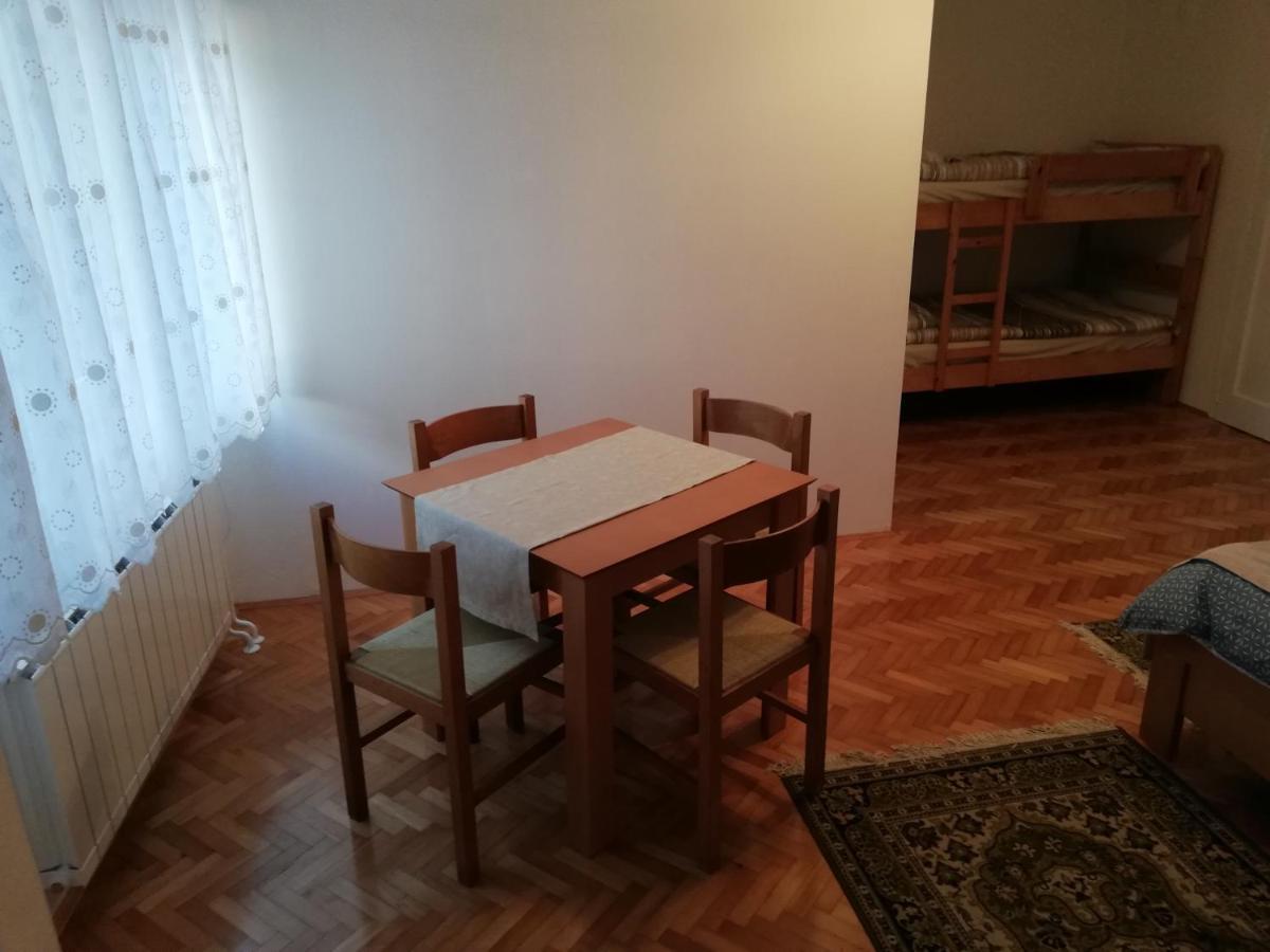 Bed and Breakfast Sobe Sabec Postojna Exterior foto